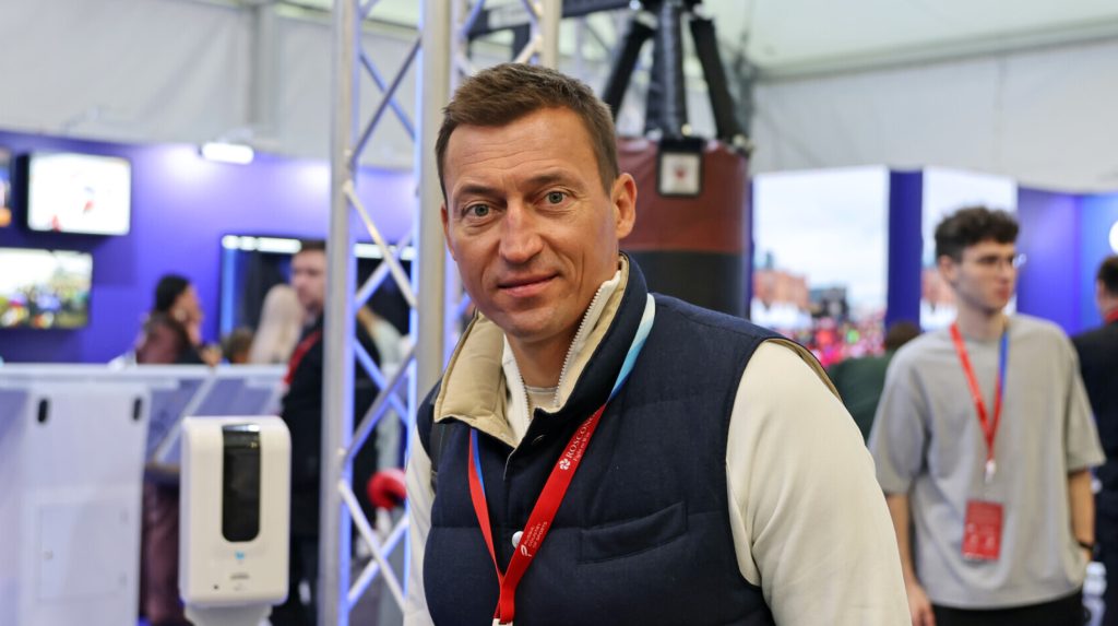 Александр Легков
